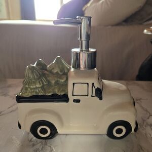 Ceramic Truck Soap Dispenser - Cream and Green